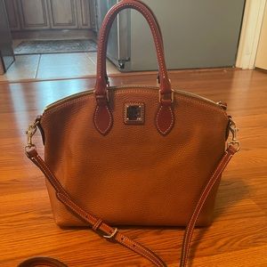 Dooney & Bourke Domed Satchel / Crossbody